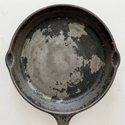 Lodge 12-inch pre-seasoned cast iron skillet