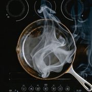 Lodge 10.25-Inch Pre-Seasoned Cast Iron Skillet